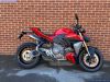 Ducati STREETFIGHTER V2