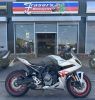 SUZUKI GSX-8R